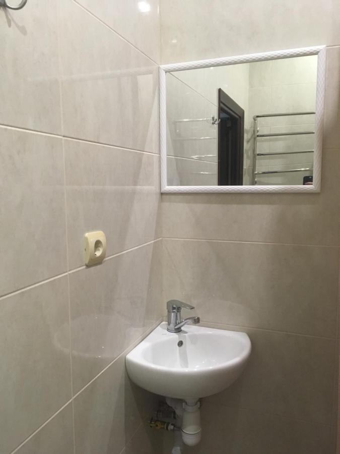 Mini-Hotel Neptun Rivne Dış mekan fotoğraf